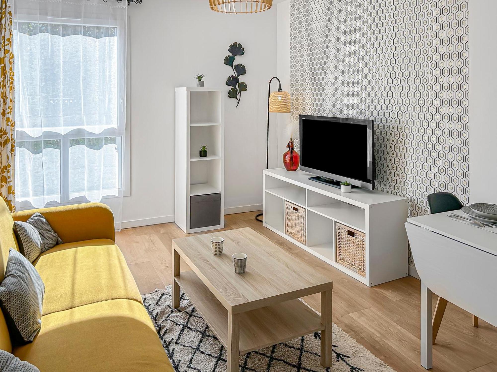 Appartement Lumineux, Wi-Fi Et Parking Prive Niort Kültér fotó